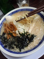 「〖ナイトゲリラ～〗汁・魚介醤油＋背脂750円」@丸直の写真
