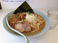 「ラーメン（大盛り）700円＋100円」@ラーメンみさきやの写真