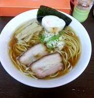 「煮干し正油　@500円」@ラーメン木曜日の写真