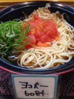 「桃太郎とまとの冷しえきそば」@えきそば 姫路駅店の写真