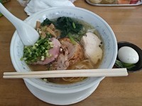 「夏の丸地鶏黄金ラーメン」@MENYA 食い味の道有楽の写真