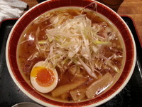 「焦がしにんにくネギらーめん(醤油)・・780円」@まんぼうの写真