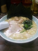 「ラーメン中盛780円、ウズラ５個80円」@横浜家系ラーメン ほどが家の写真