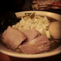 「魚香らぁめん＋味玉」@濃菜麺 井の庄の写真