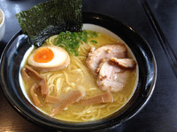 「鶏そば(塩味)¥700+大盛¥100」@らーめん武蔵の写真