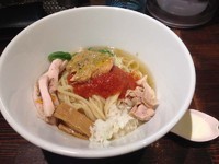 「鮭とマと男と女 （トリュフソース付き） 900円」@麺や 蒼 AOIの写真