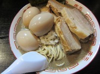 「限定　濃厚愛媛特選（８００円）＋他沢山」@中華ソバ 伊吹の写真