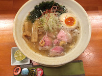 「魚元素 塩」@麺元素の写真