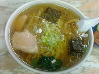 「自家製手打ラーメン（手もみ）550円大盛100円増」@竹田家手打ラーメン店の写真