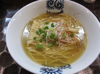 「限定　あっさり魚出汁そば　魚群（５００円）」@特級鶏蕎麦 龍介の写真