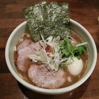 「濃い出汁そば+特製」@日本橋 製麺庵 なな蓮の写真