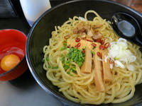 「ピリ辛焼まぜそば大盛り620円」@麺屋 不動の写真