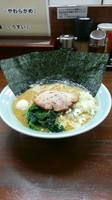 「豚骨醤油ラーメン　700円」@横浜家系ラーメン 藤家の写真