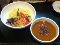 「【限定】夏野菜カレーつけ麺　900円」@麺や 勝治の写真