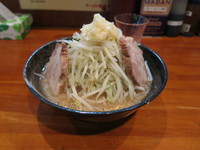 「ラーメン（ニンニク）：650円」@ラーメン梅 梅島店の写真