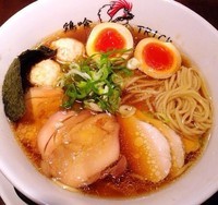 「特製鶏の醤油らーめん 1000円麺大盛り100円」@鶏喰～TRICK～の写真