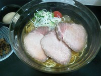 「アゴ冷やし麺＋半熟味付玉子」@自家製麺SHINの写真