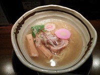 「塩ら～麺 小春￥800」@新地らー麺 近松の写真