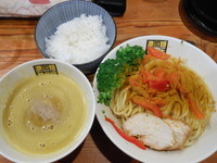 「パンプキンカレーつけ麺（中盛）＋ごはん小」@濃菜麺 井の庄の写真