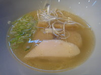 「小麦三昧その３・塩らーめん」@らーめん芝浜の写真