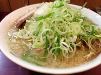 「ホルモンラーメン中盛り」@関越ラーメン 仙龍の写真