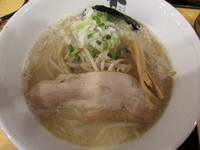 「塩らーめん 「730円」」@めん屋 写楽の写真