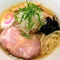 「豊深煮干そば（塩；平打ち麺）」@麺や 虎徹の写真
