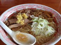 「燕三条にぼ中華 中盛り きざみショウガ」@にぼ神 角ふじの写真