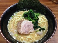 「ラーメン並」@横浜家系ラーメン 壱角家 スカイツリー店の写真