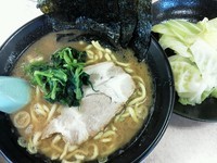 「醤油・並＋キャベツ」@らーめん家 せんだい 羽沢店の写真