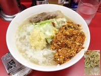 「ラーメン 小＋麻婆豆腐（数量限定）」@麺屋 ゆうじんの写真