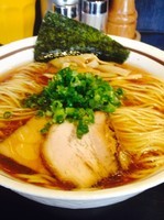 「中華そば¥800（中盛同額）」@中華そば しながわの写真