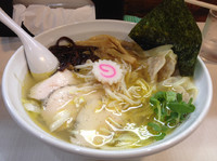 「魚介塩ワンタン麺」@桜台らぁ麺 美志満の写真