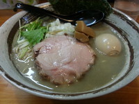 「ラーメン（６５０円）」@いのうえの写真