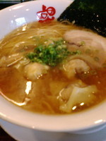 「海老わんたん麺　醤油味」@らーめん 本竈の写真