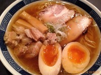 「肉玉らぁめん 900円」@らぁめん 直の写真