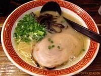 「ラーメン バリカタ580円+替え玉100円」@たつ屋の写真