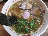 「醬油ラーメン（730円）」@支那そば 菜華の写真