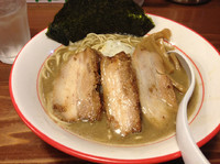 「ペニー中華ソバ」@麺 酒 やまのの写真