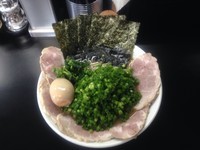 「チャーシューネギトッピング」@横浜家系らーめん 板橋家の写真