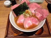 「濃厚煮干白湯＋チャーシュー」@麺と心 7の写真