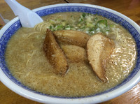 「博多こってり」@らーめん 六長屋の写真