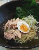 「とり冷てぇラーメン」@さんしょうラーメン 月隈店の写真