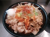 「紅らーめん大盛」@麺創研 紅 府中の写真