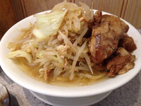 「蒼二郎2014 800円＋生卵60円」@麺や 武蒼の写真