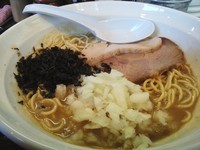 「煮干濃麺二ボ飯セット　950円」@濃麺 海月の写真