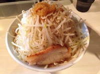 「ラーメン中 野菜増し」@どてちんⅢの写真