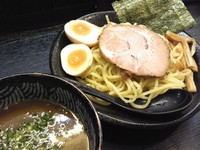 「濃厚つけ麺（中）（中太麺）￥750・味玉￥100」@濃厚中華そば 麺 松蔵の写真