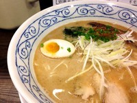 「濃厚あら焼鶏白湯そば」@あら焼鶏白湯 カシムラの写真