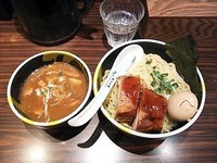 「外伝濃厚つけ麺（大盛り）」@麺屋武蔵 武骨外伝の写真